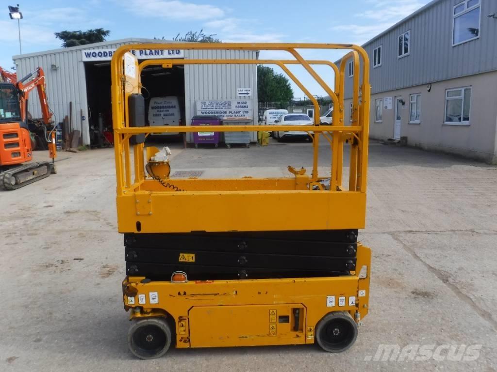 JCB S 1930 E シザースリフト