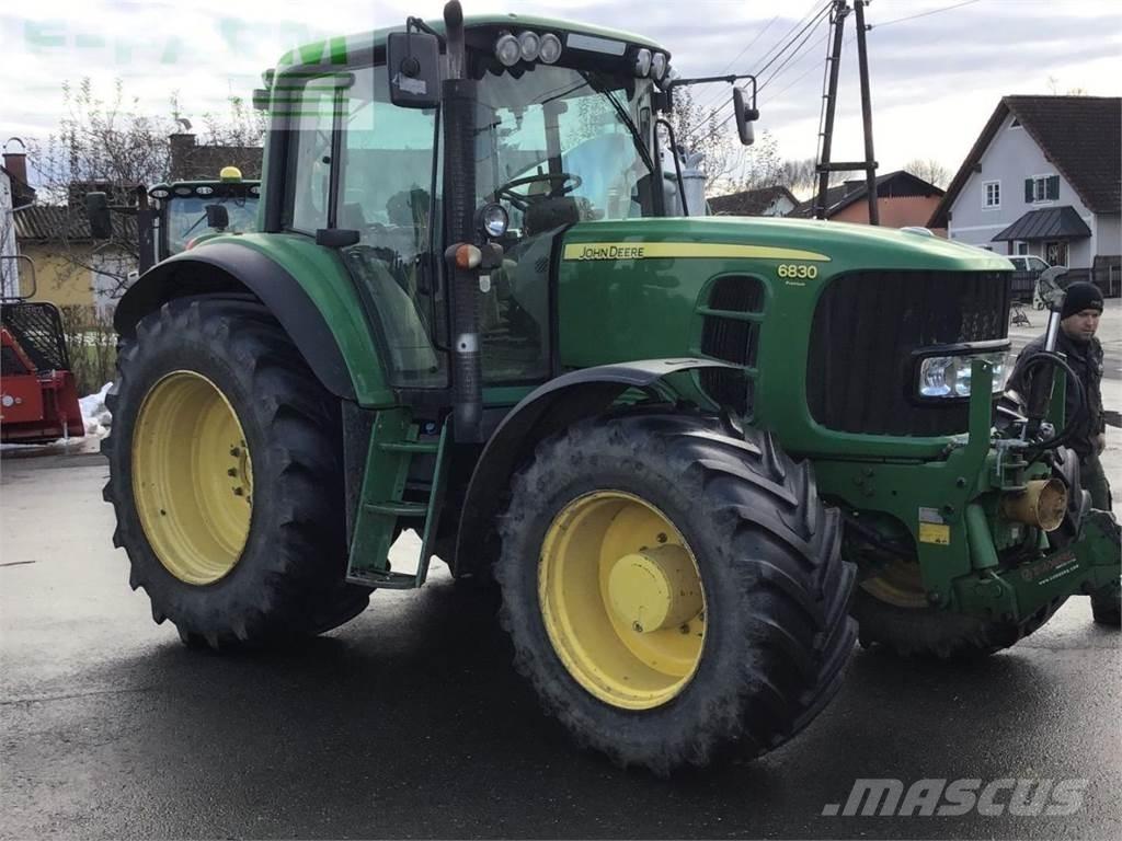 John Deere 6830 トラクター