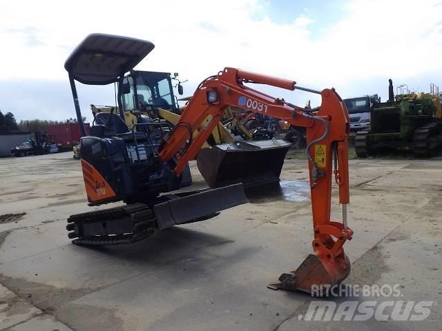 Hitachi ZX 17 U-2 ミニ油圧ショベル 7t以下（ミニユンボ・ミニディガー）