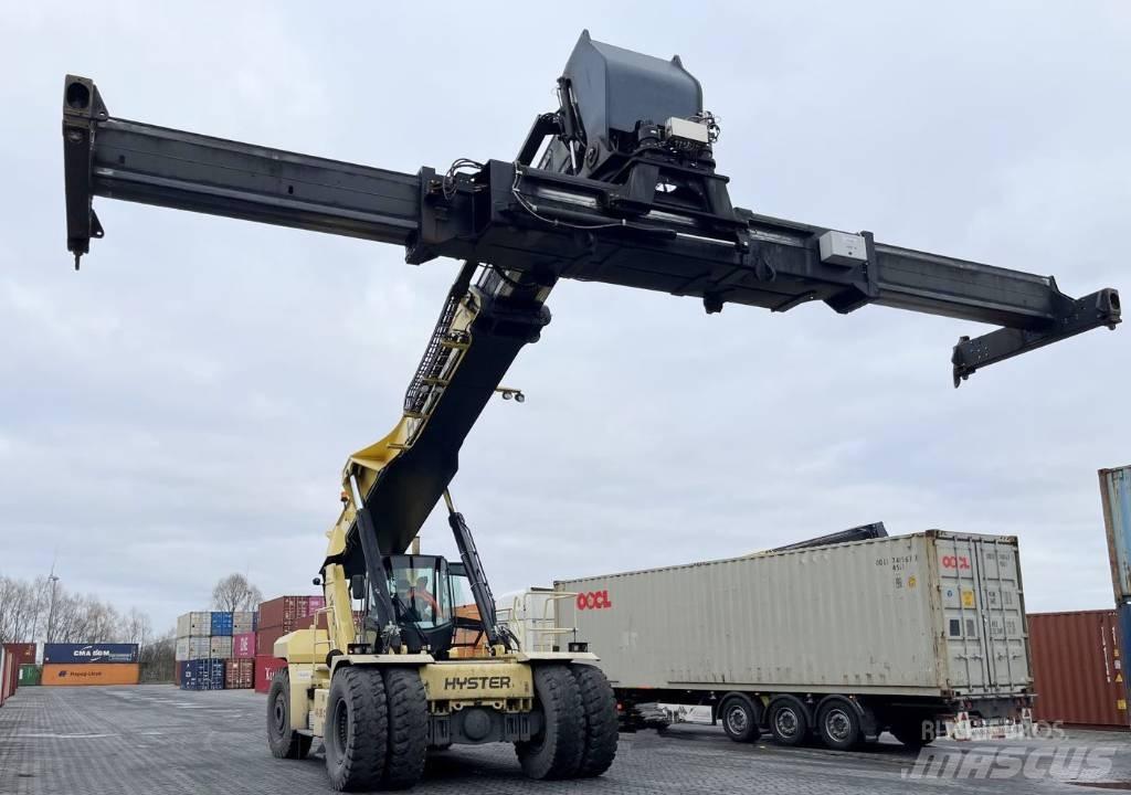 Hyster RS46-36CH リーチスタッカー
