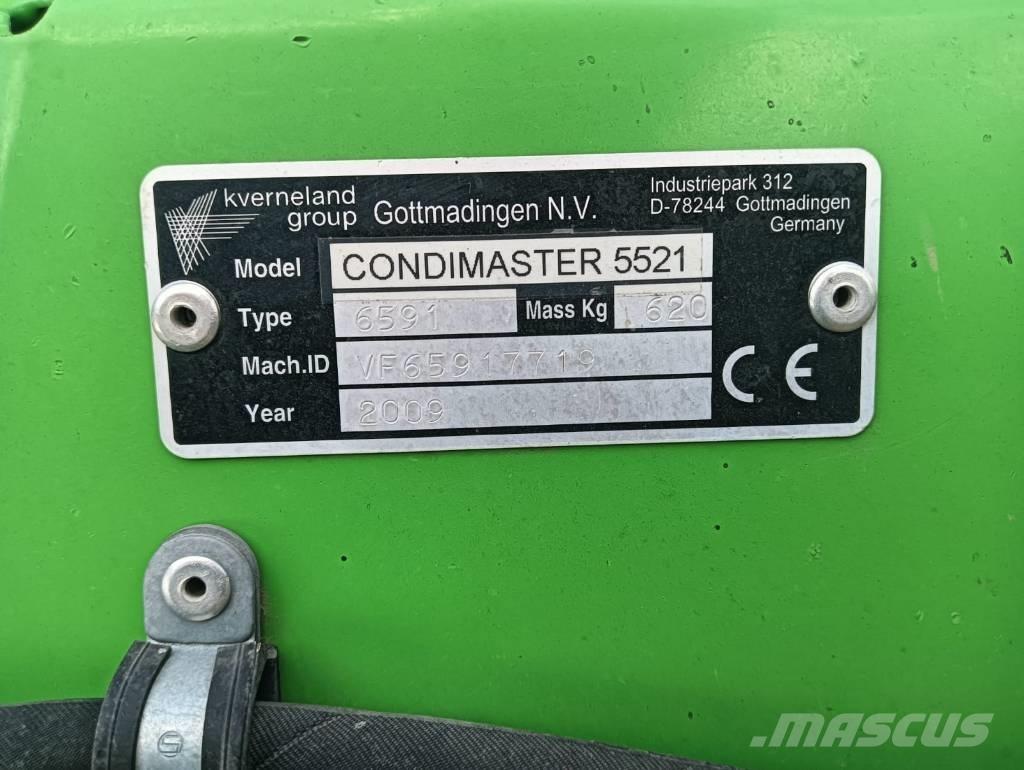 Deutz-Fahr 5521 ラッピングマシーン