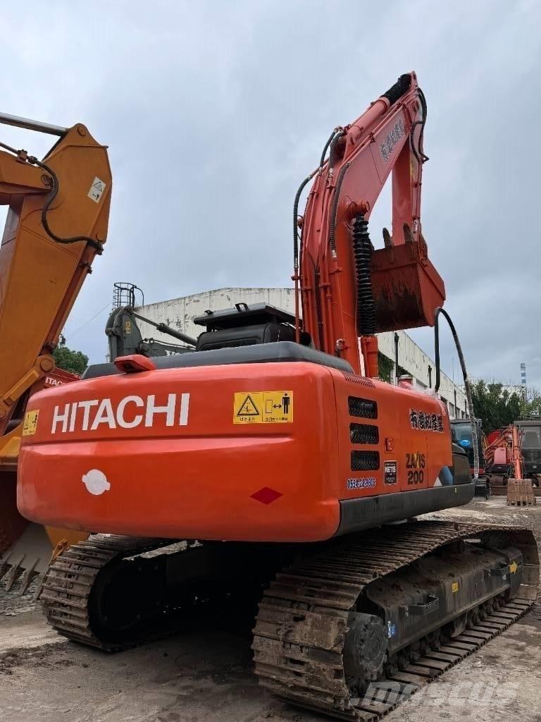 Hitachi ZX 200 大型油圧ショベル12t以上（パワーショベル・ユンボ）