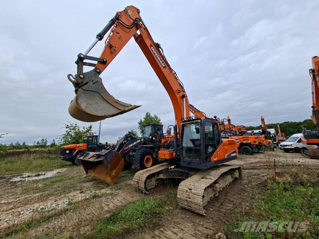 Doosan DX 225 LC-5 大型油圧ショベル12t以上（パワーショベル・ユンボ）