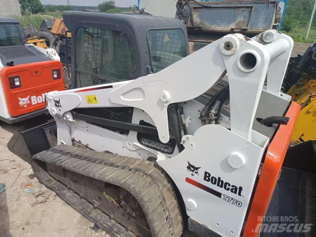 Bobcat T 770 スキッドステアローダー