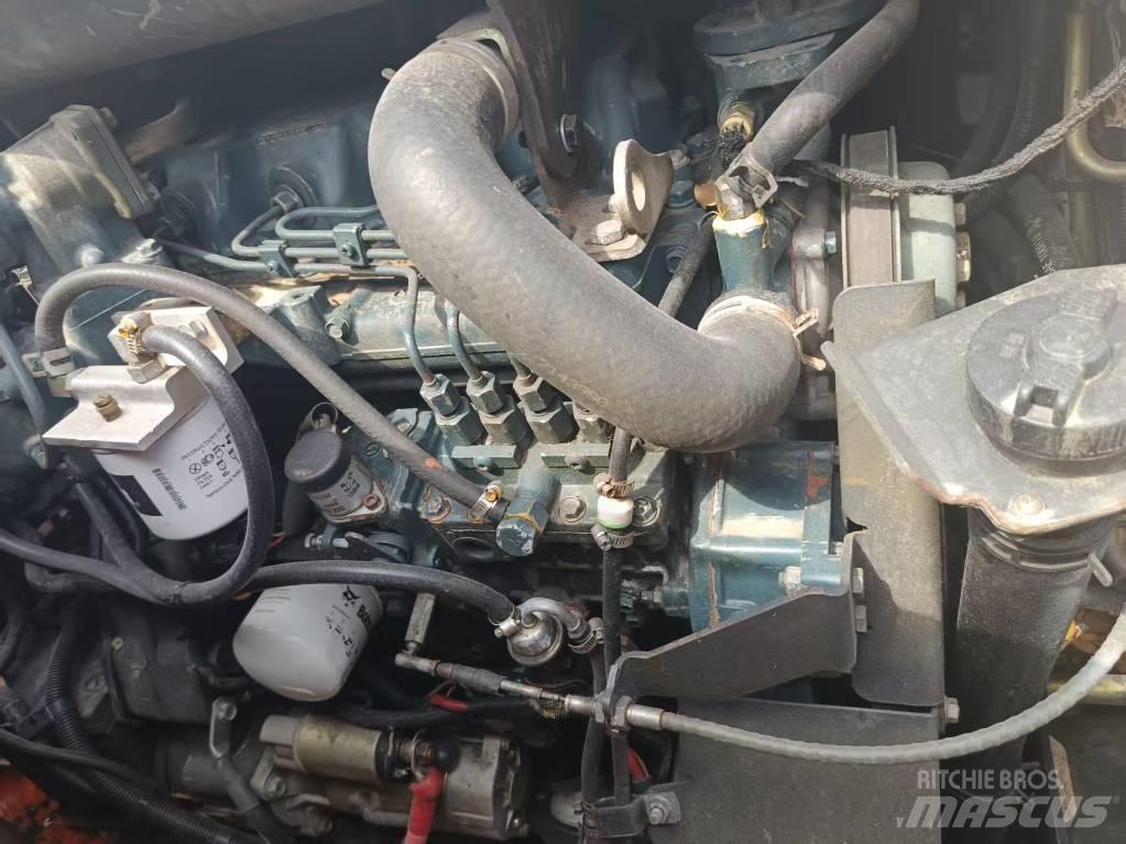 Bobcat T 770 スキッドステアローダー