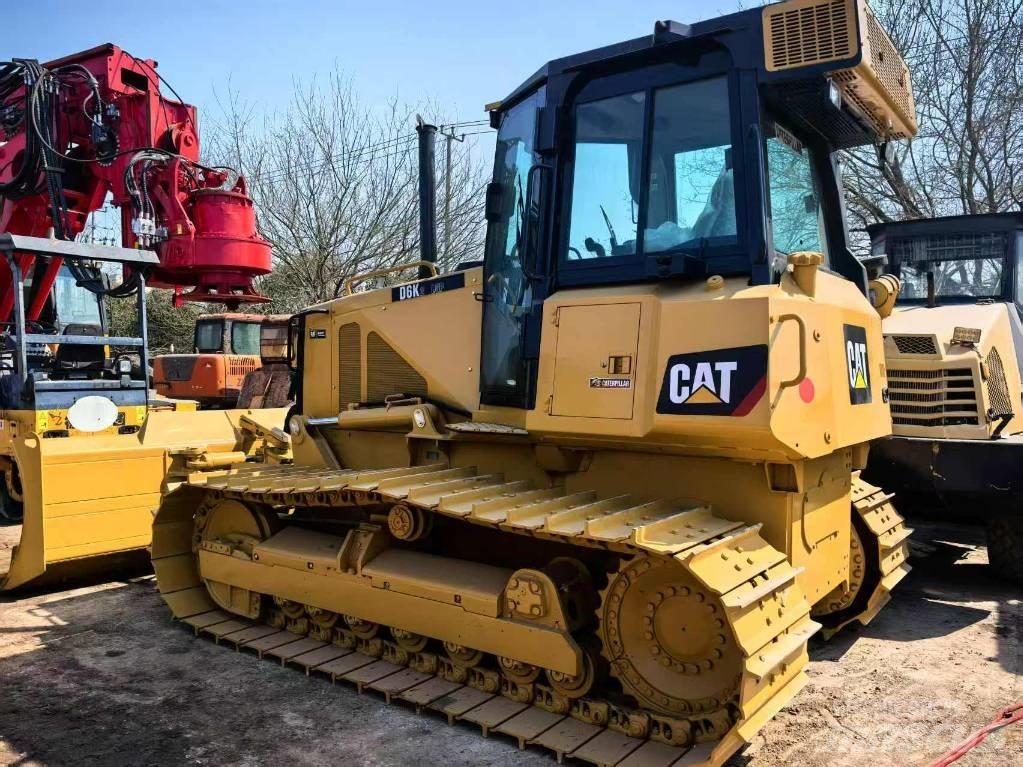 CAT D 6 K XLP モーターグレーダー