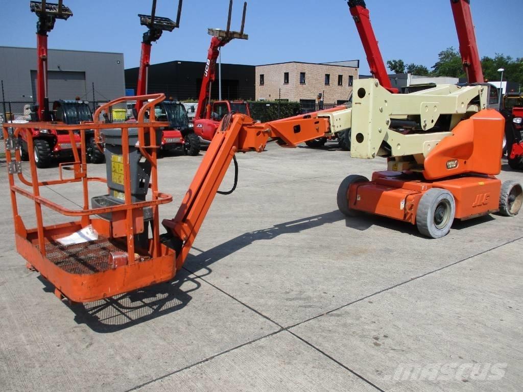 JLG E400 AJPN (146) 小型自走式ブームリフト