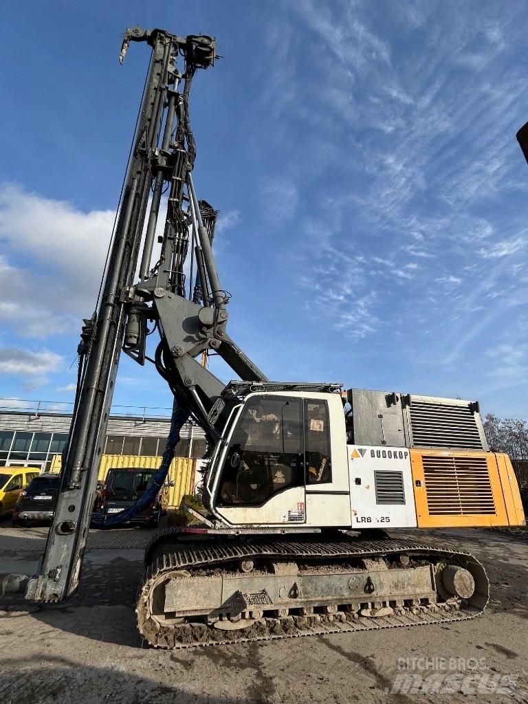 Liebherr LRB 125 振動式パイルドライバー