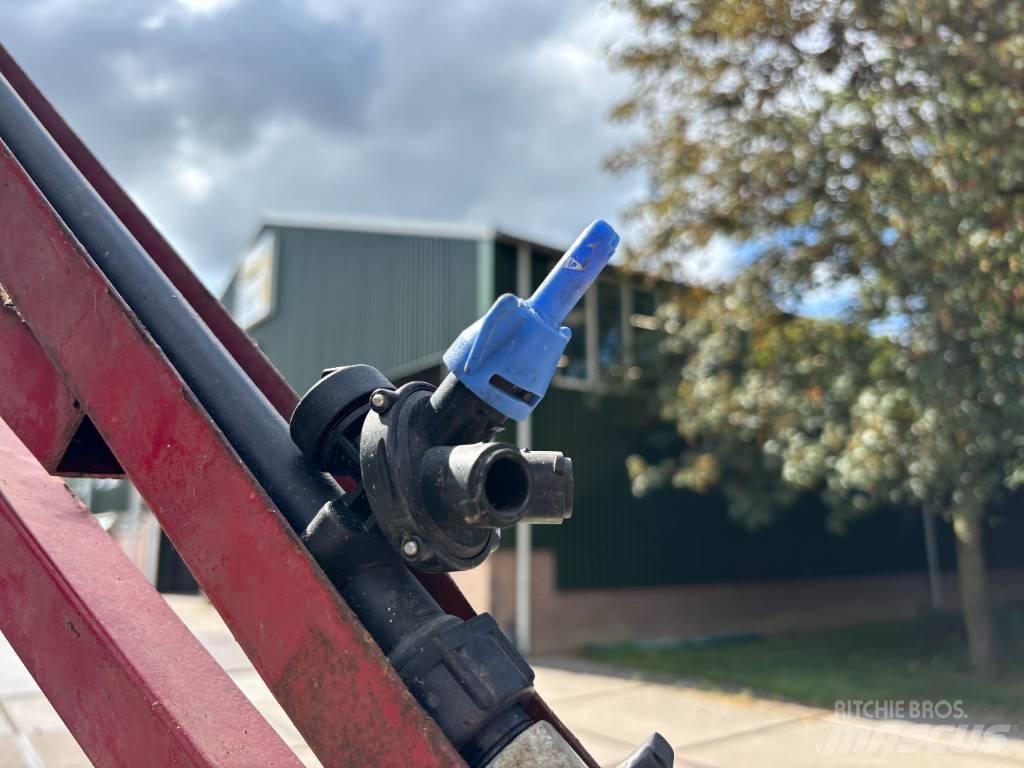 Hardi NK 400 マウント型噴霧器