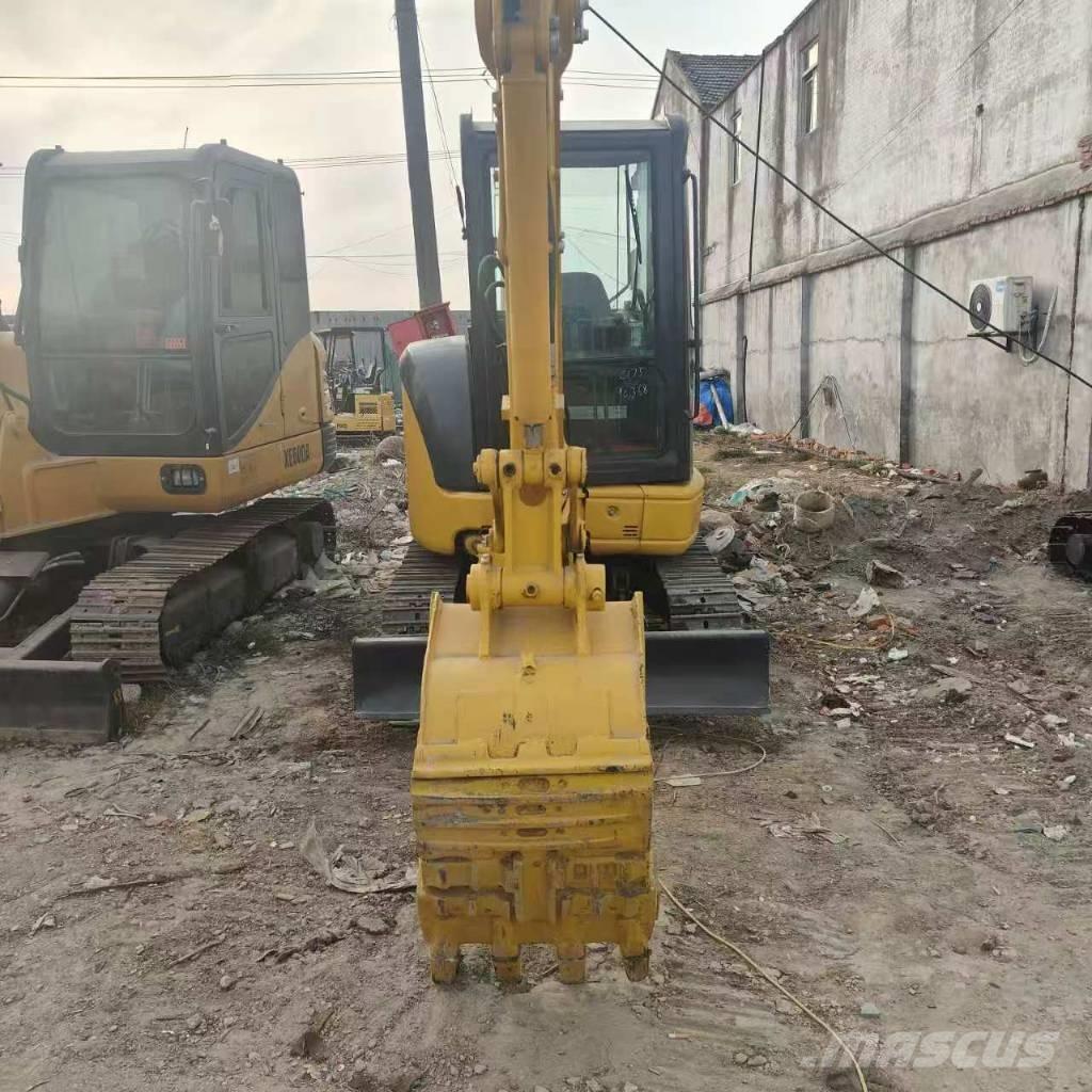 Komatsu PC 35 ミニ油圧ショベル 7t以下（ミニユンボ・ミニディガー）