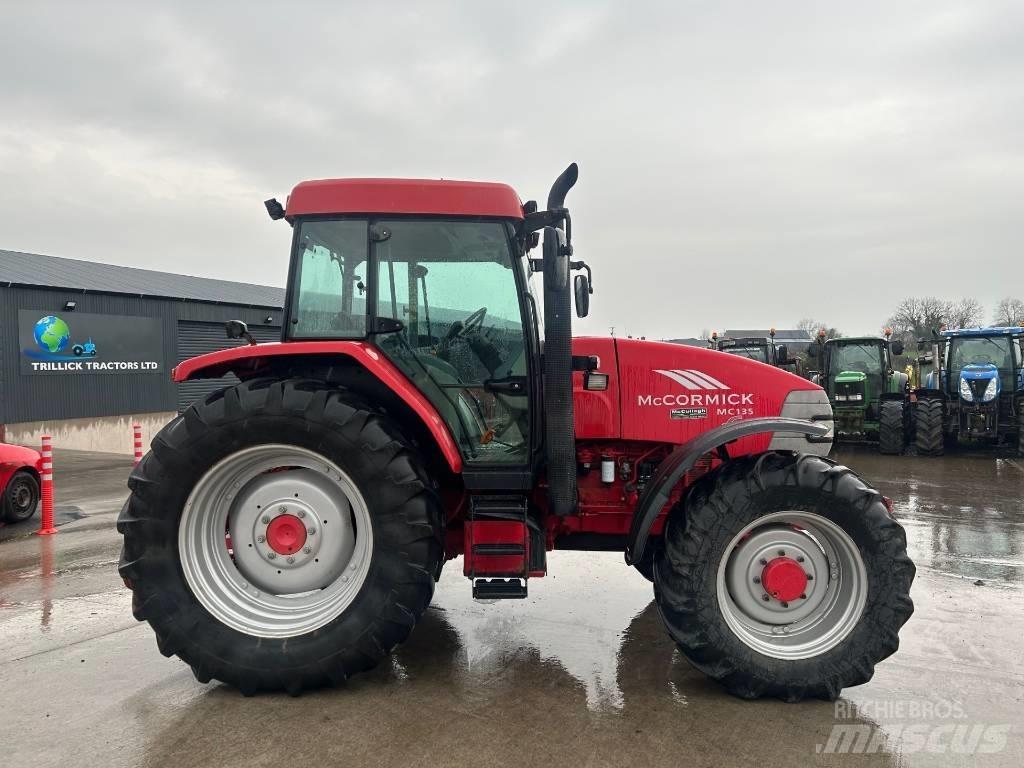 McCormick MC 135 トラクター