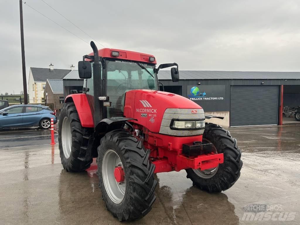 McCormick MC 135 トラクター