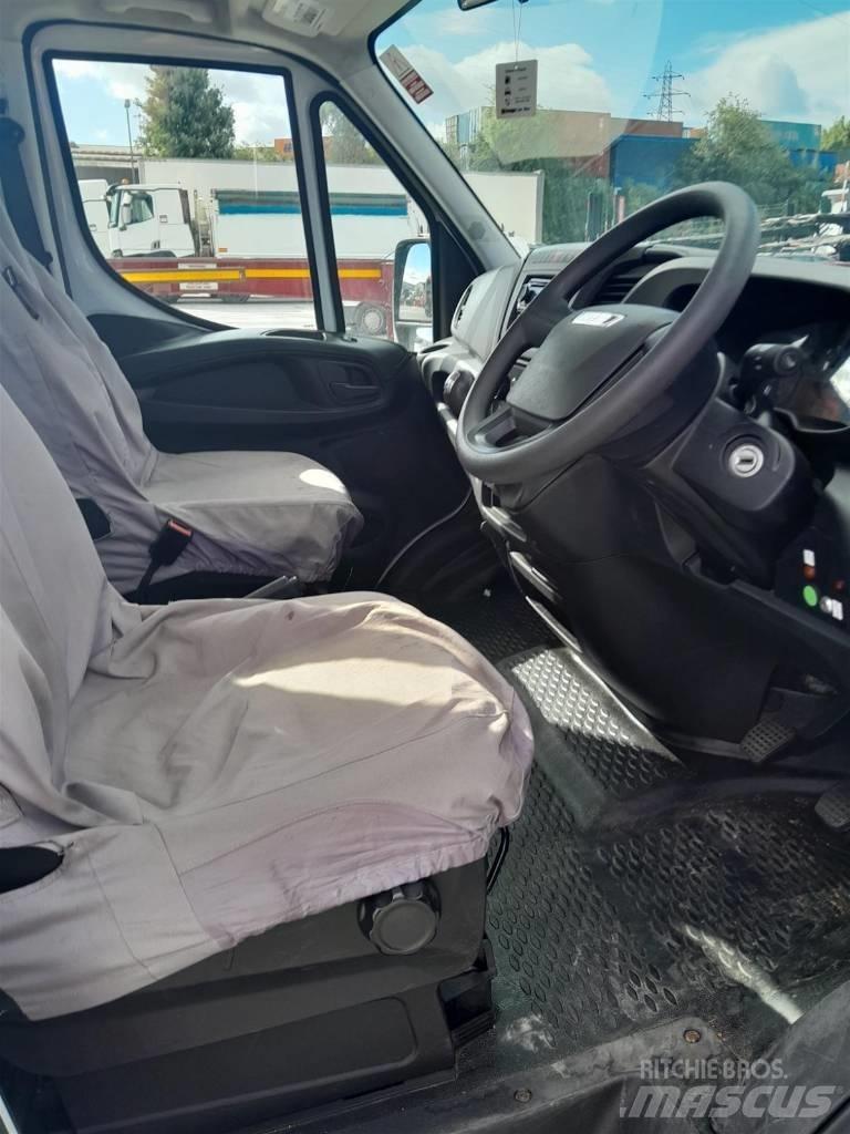 Multitel HX 200 EX トラック高所作業車
