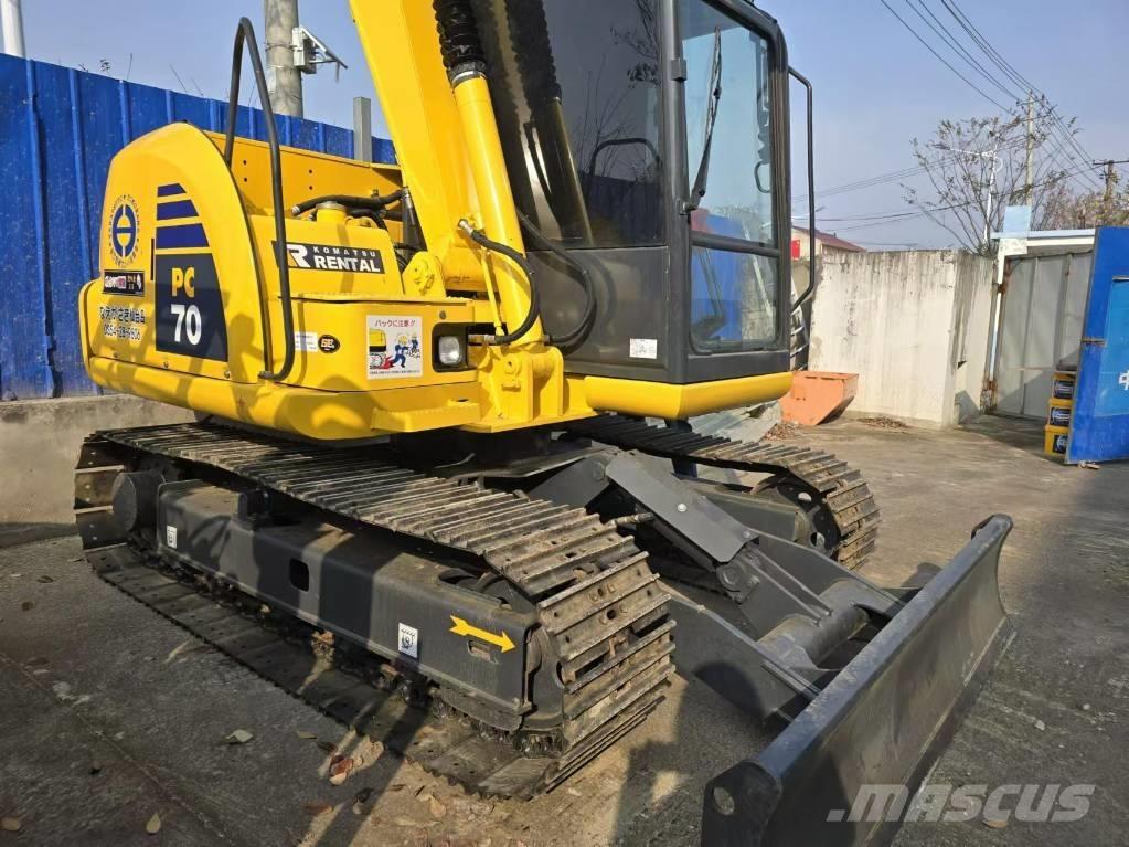 Komatsu PC 70 ミニ油圧ショベル 7t以下（ミニユンボ・ミニディガー）