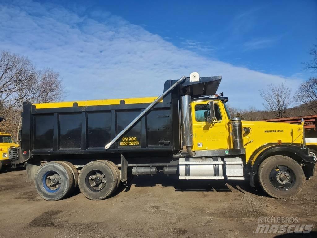 Western Star 4964-2 ダンプ