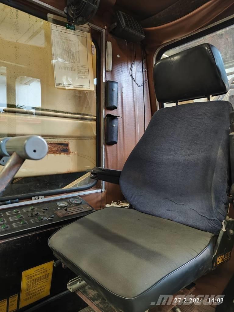 Lokomo A 353 NR オールテレーンクレーン