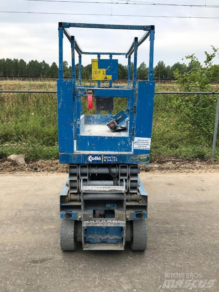 Genie GS 2032 | 2008 シザースリフト