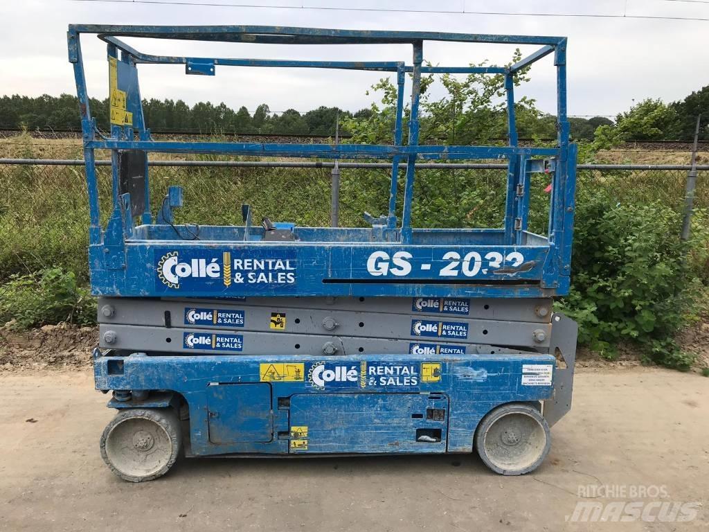Genie GS 2032 | 2008 シザースリフト