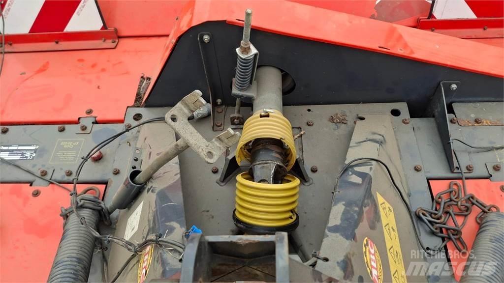 Kuhn PZ 300 F モアーコンディショナー