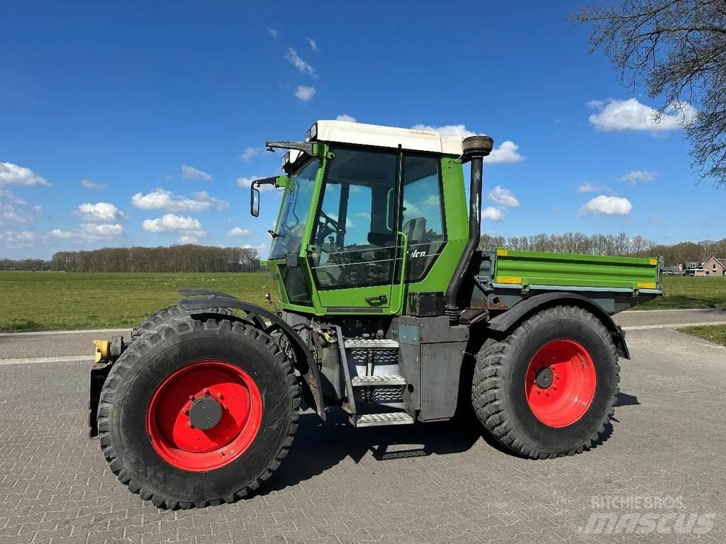 Fendt Xylon 520 トラクター
