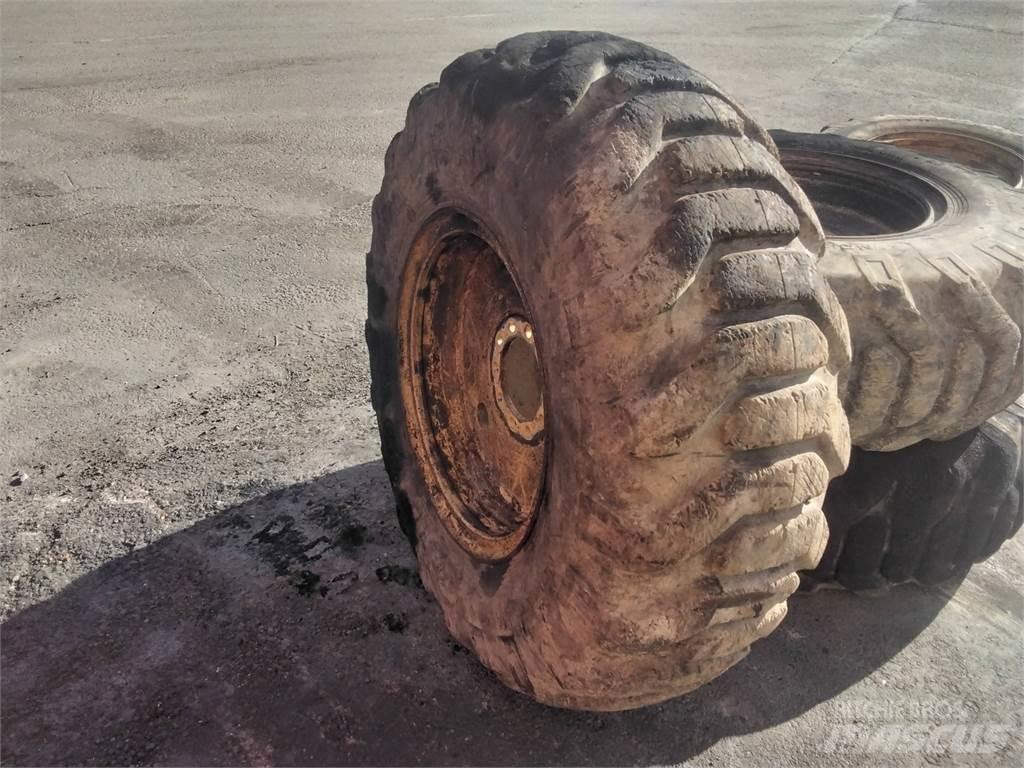 Nokian Els 17,5x25 タイヤ、ホイル、リム