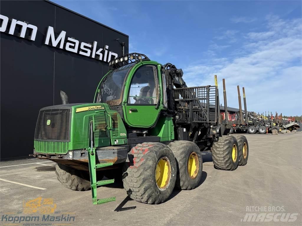 John Deere 1510E フォワーダー