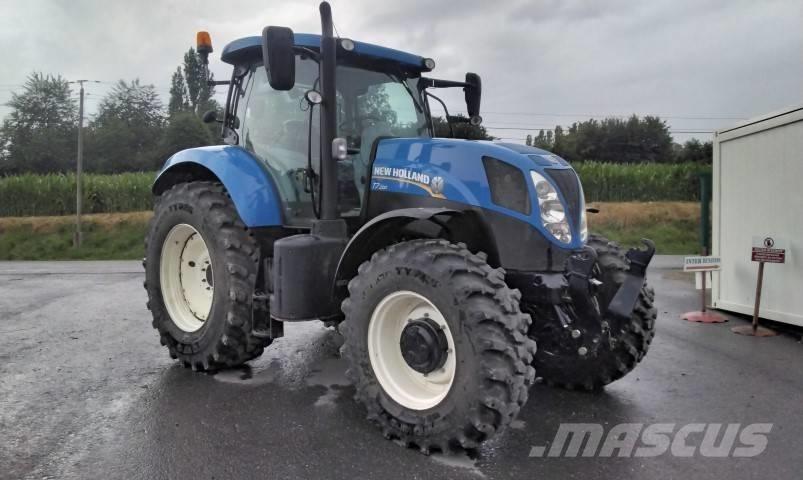 New Holland T 7.200 トラクター