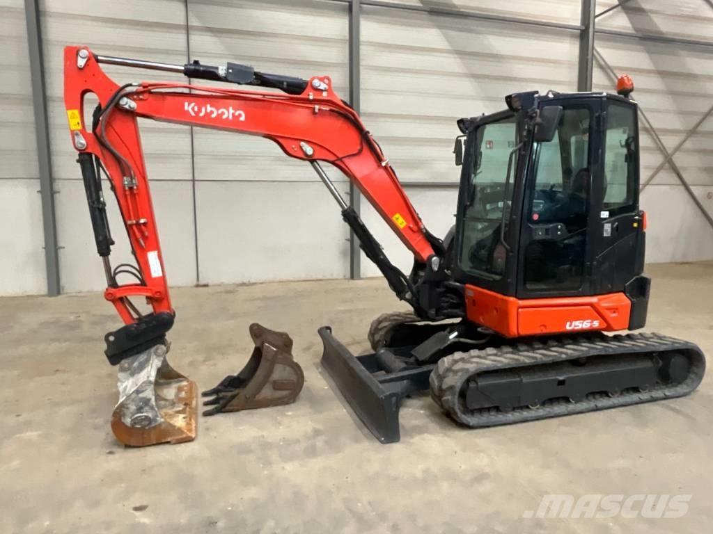 Kubota U 56-5 ミニ油圧ショベル 7t以下（ミニユンボ・ミニディガー）