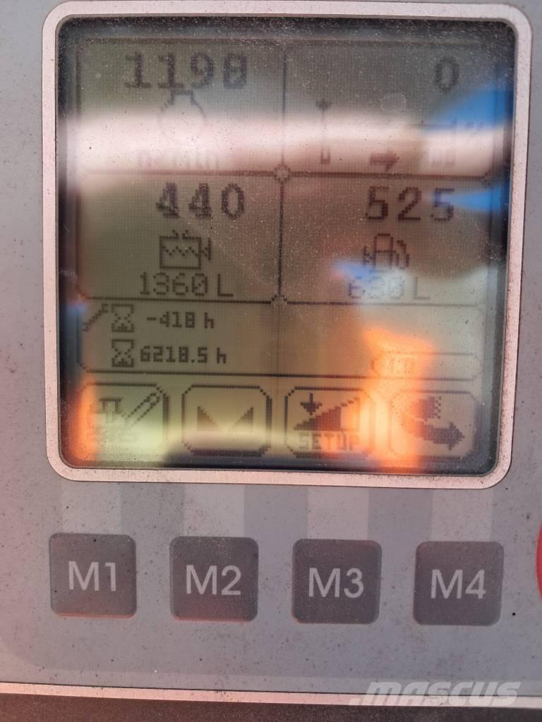 Wirtgen W 120 F アスファルトコールドミリングマシーン