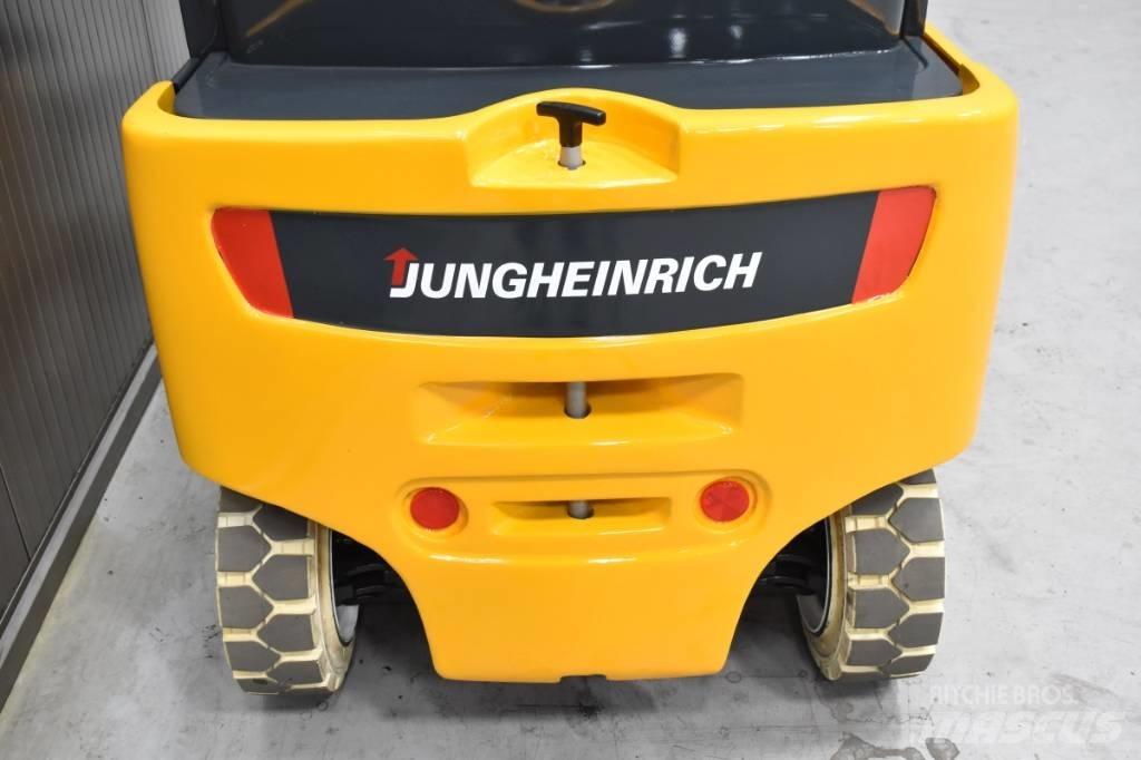 Jungheinrich EFG 318 バッテリーフォークリフト