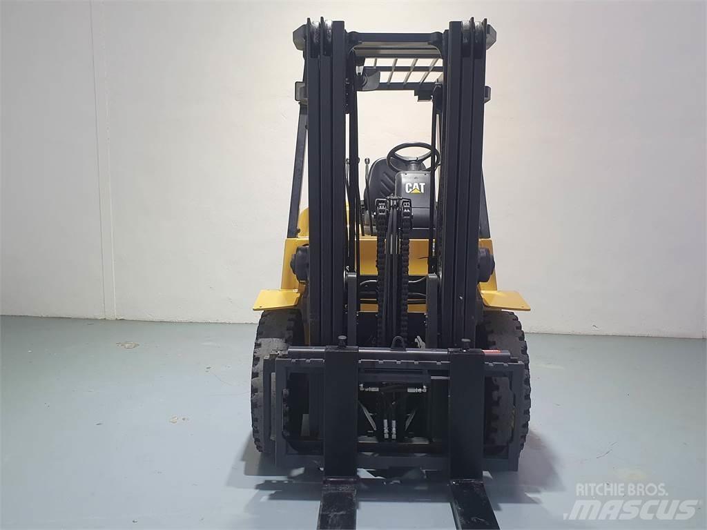 CAT DP40K MC ディーゼル・軽油