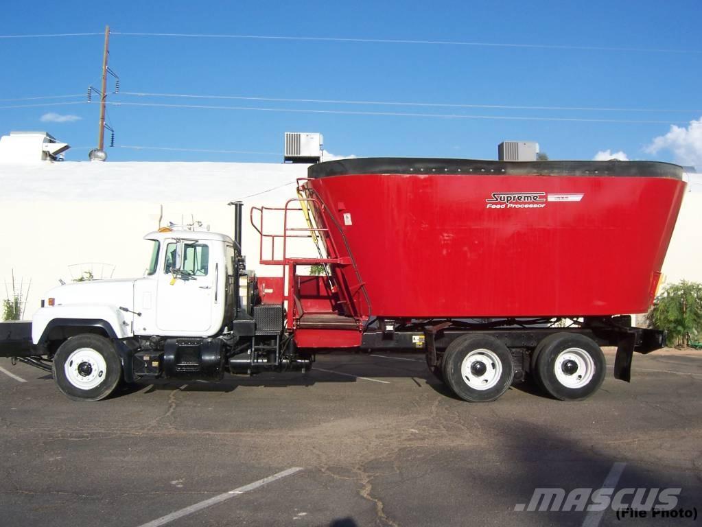 Mack RD 688 S その他畜産機材とアクセサリー・アタッチメント