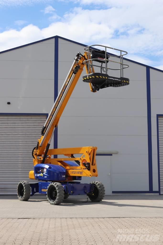 Niftylift HR 21 4x4E ブームリフト　屈伸型