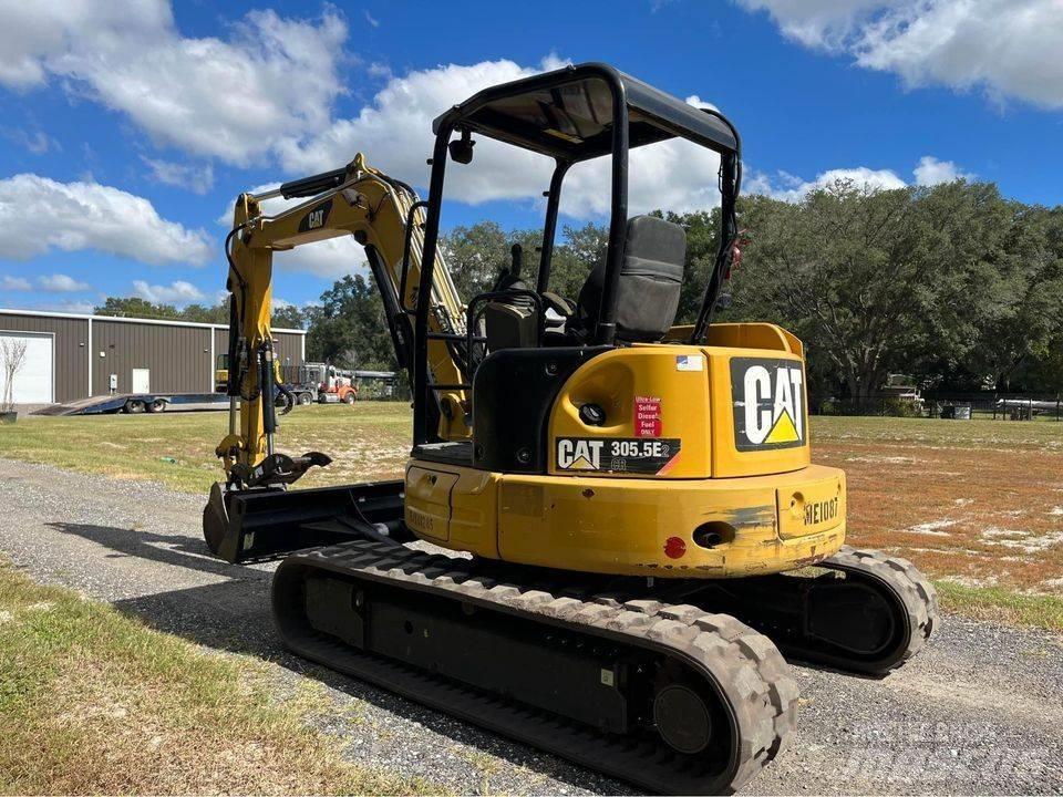 CAT 305.5 E2 CR ミニ油圧ショベル 7t以下（ミニユンボ・ミニディガー）