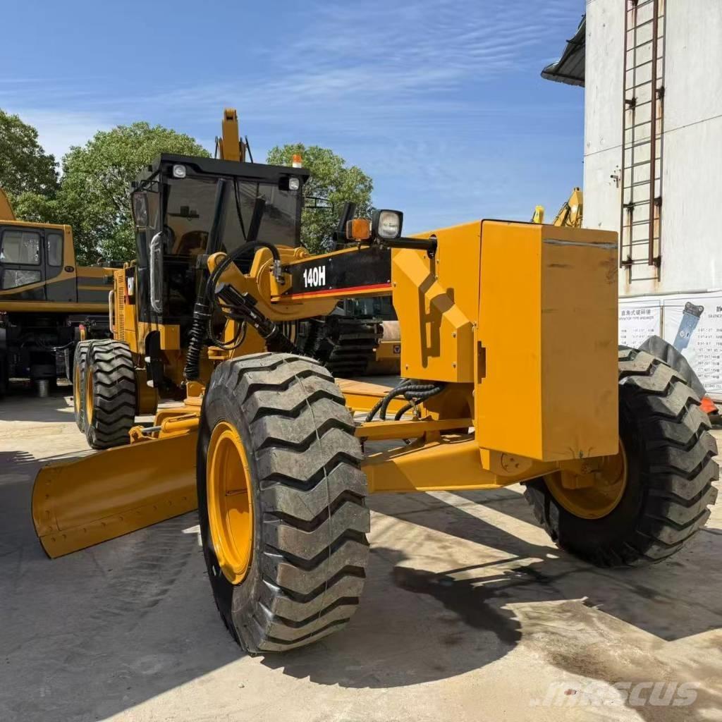 CAT 140 H モーターグレーダー