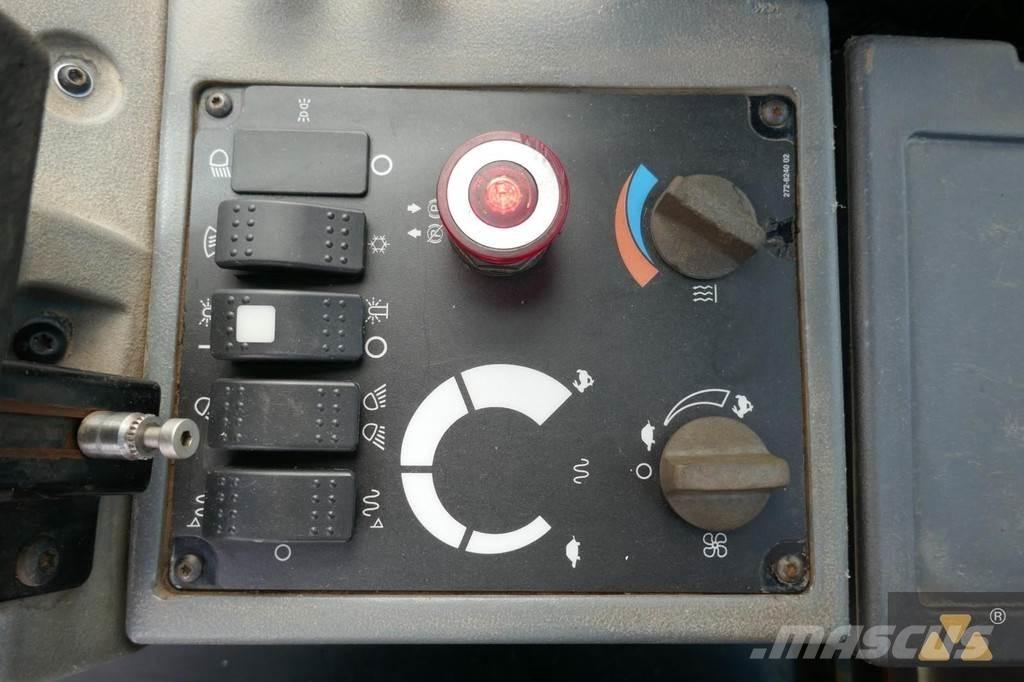 CAT CP76 振動ローラ