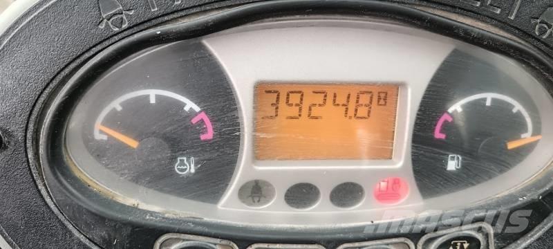 Bobcat E50 ミニ油圧ショベル 7t以下（ミニユンボ・ミニディガー）