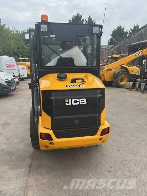 JCB 403 PLUS 農業用テレハンドラー