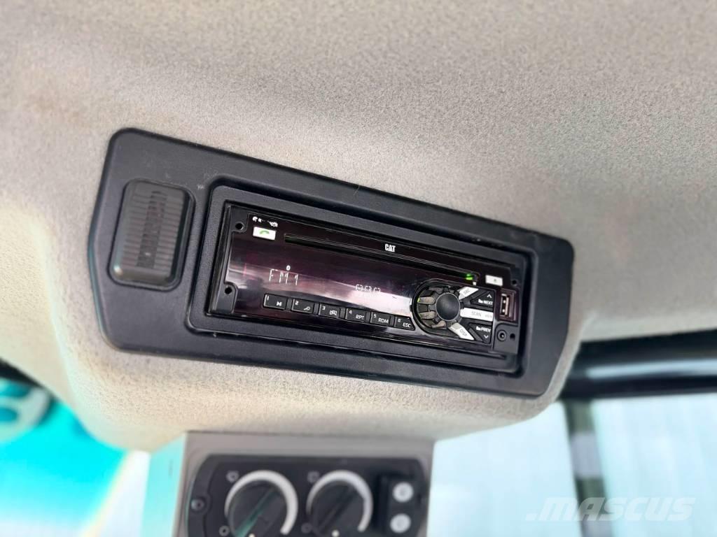 CAT 972M ホイールローダー・タイヤショベル