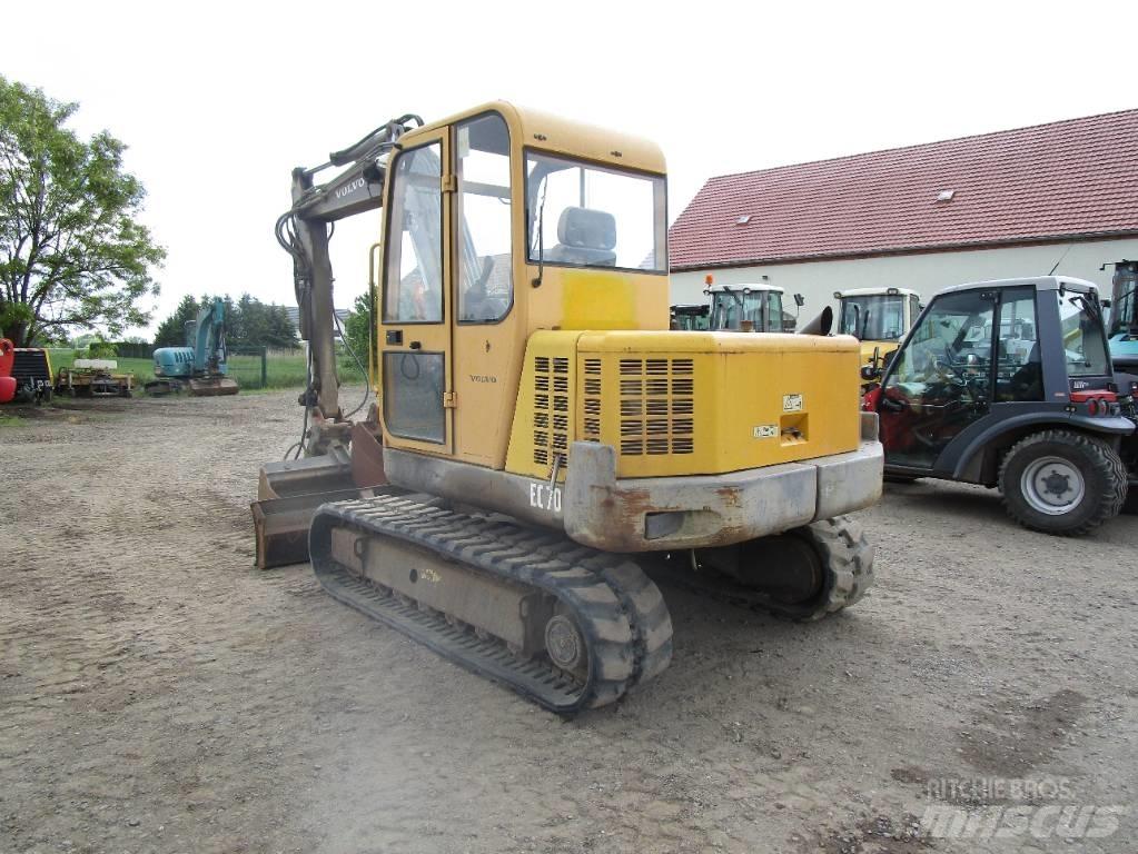 Volvo EC 70  ECR 88 中型油圧ショベル 7ｔ-12ｔ（ユンボ・パワーショベル・バックホー）