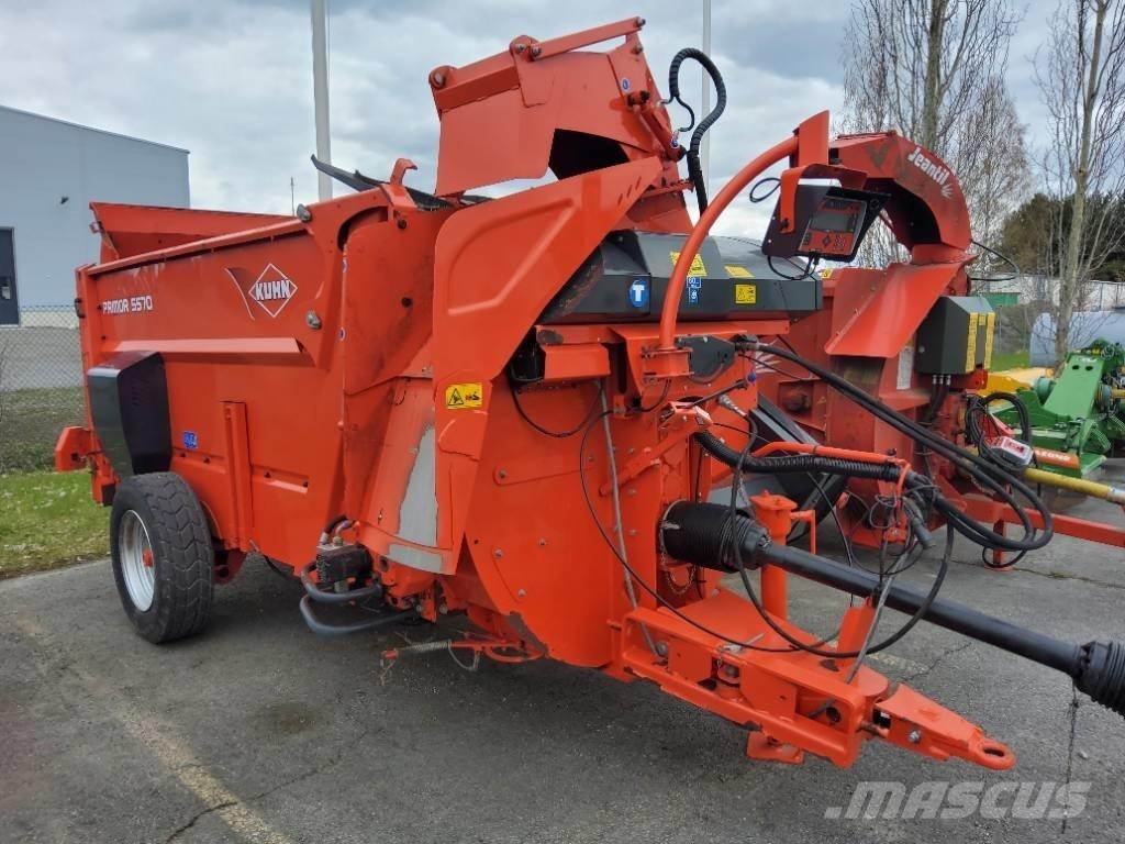Kuhn Primor 5570 M ベールシュレッダー、カッター、アンローラー