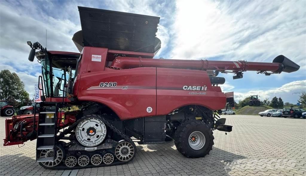Case IH AF 8250 コンバイン