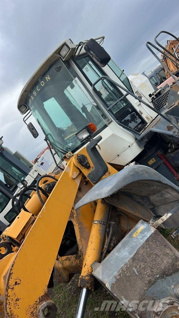 Liebherr L 514 アクスル