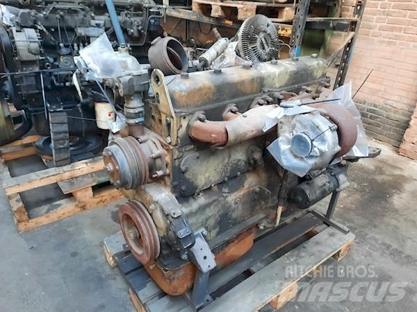 DAF DHS 825 エンジン