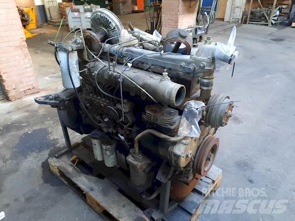 DAF DHS 825 エンジン