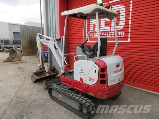 Takeuchi TB 216 ミニ油圧ショベル 7t以下（ミニユンボ・ミニディガー）