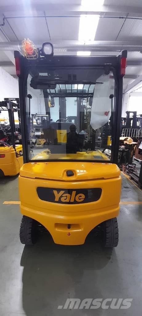 Yale ERP 30 VL バッテリーフォークリフト