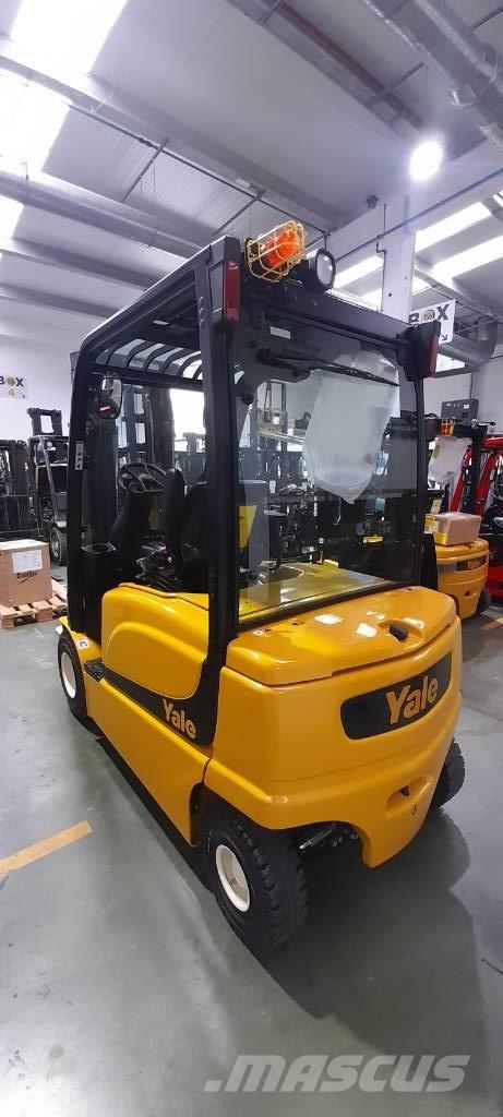 Yale ERP 30 VL バッテリーフォークリフト