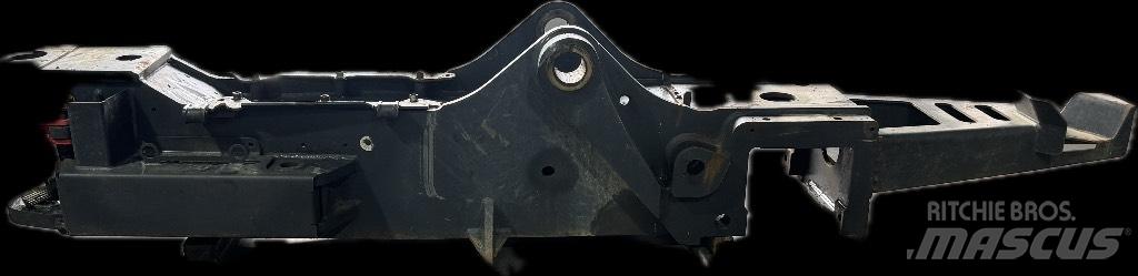 Ponsse Bear 8W シャーシ及びサスペンション