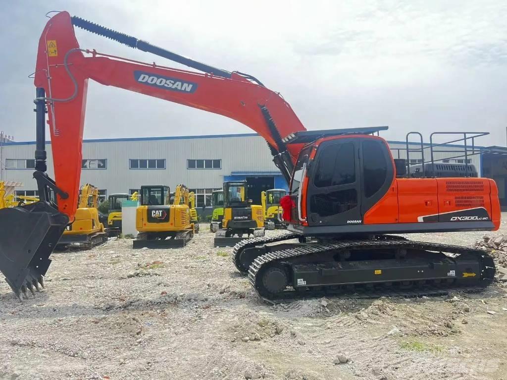 Doosan DX 300 LC ミニ油圧ショベル 7t以下（ミニユンボ・ミニディガー）